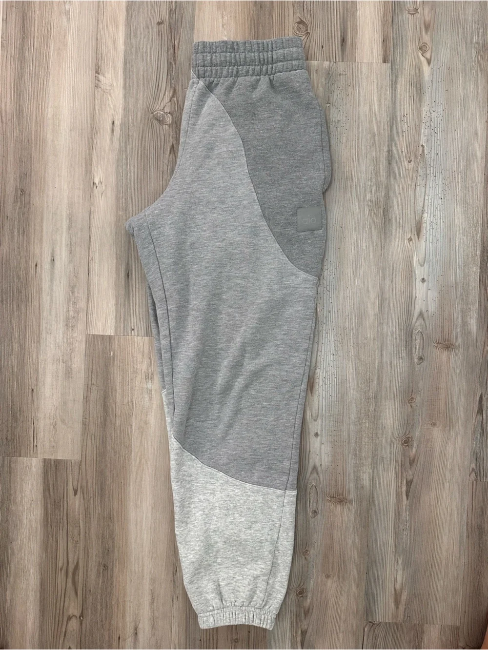 ALO Yoga Women's Make Waves Sweatpants